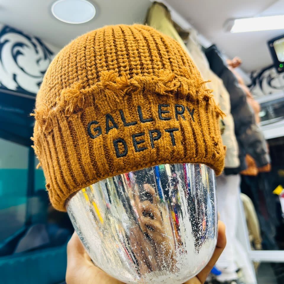 Product image attachment 2 - Bonnet GALLERY DEPT