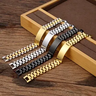 Product image attachment 1 - bracelet with engraving
