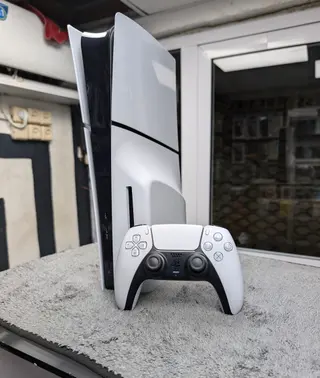 Product image attachment 1 - PLAYSTATION 5  1 TERA