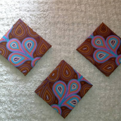 Photo 2 du produit - Galerie de mur en tissu africain