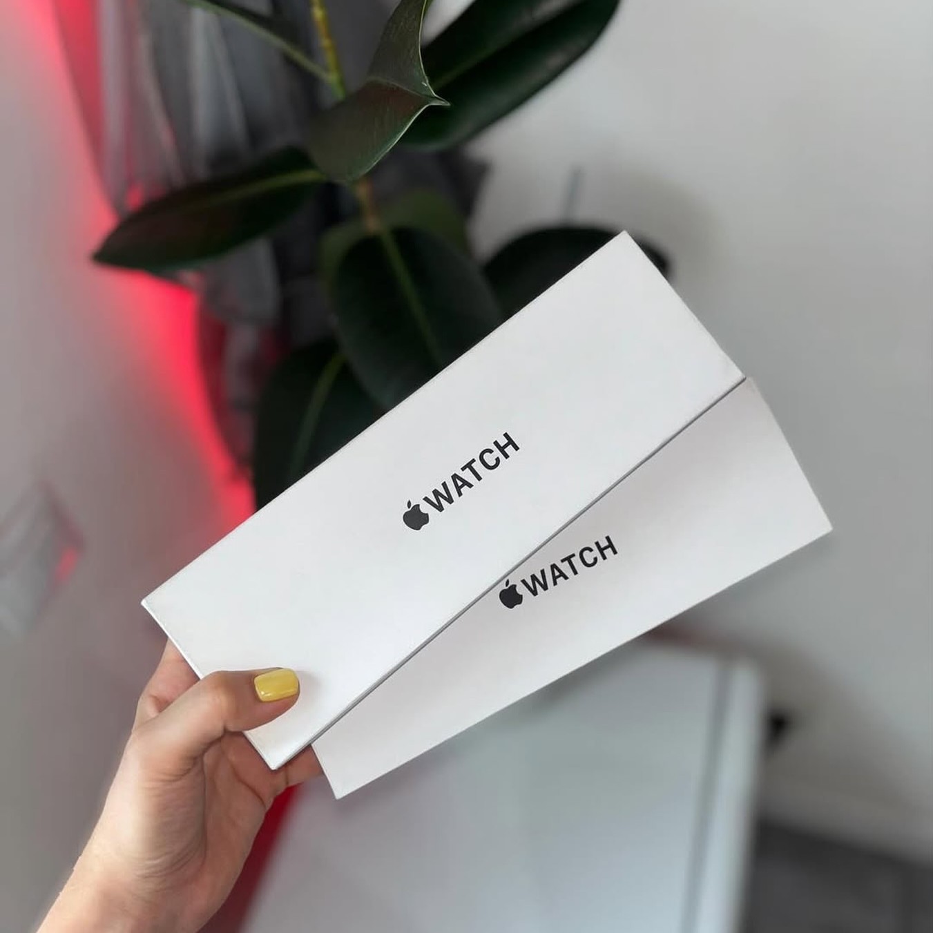 Product image attachment 1 - APPLE WATCH SE2 44MM