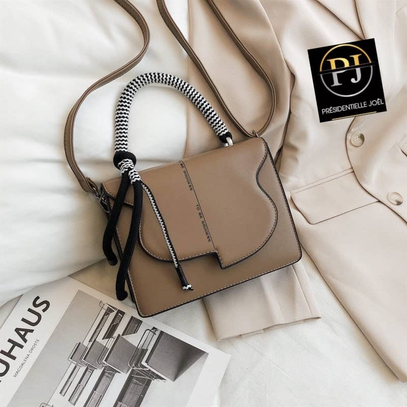 Product image attachment 1 - Female handbag