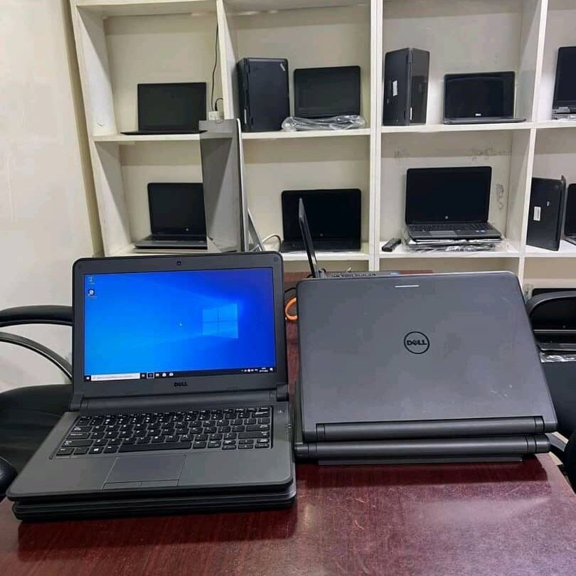 Photo 1 du produit - Dell Latitude 3160, Ram 4go, Disque dur 250Go