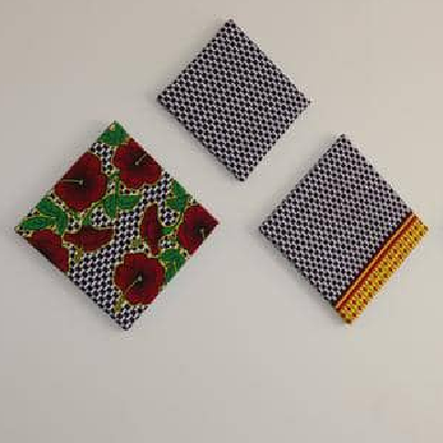 Photo 1 du produit - Galerie de mur en tissu africain