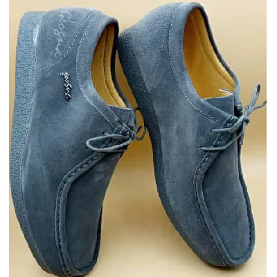 Photo 1 du produit - Chaussure Wallabees pointure 39-46