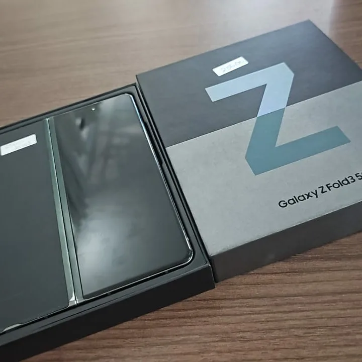 Product image attachment 1 - SAMSUNG GALAXY ZFOLD3 256G