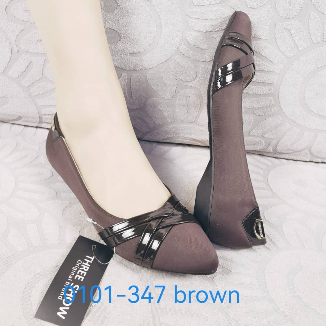 Product image attachment 2 - Women’s shoe (P38-43)