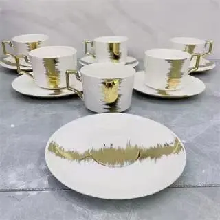 Photo 2 du produit  - Tasse de tables hyper chic