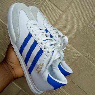 Photo 1 du produit - Sneaker adidas