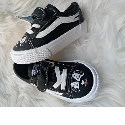 Photo 1 du produit - Chaussures Enfant pointure 19-25