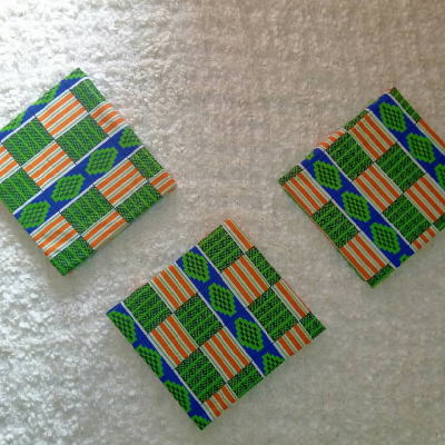 Photo 2 du produit - Galerie de mur en tissu africain