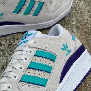 Photo 3 du produit  - Baskets_ ADIDAS: 40-45