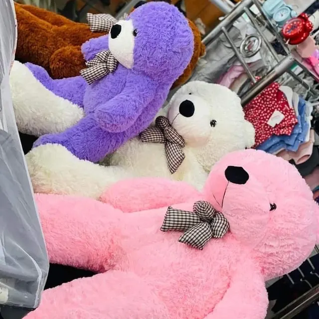 Image of teddy bear love friends
