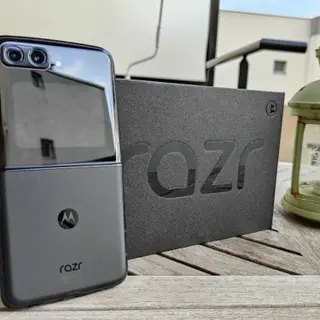 Photo 1 du produit  - MOTOROLA RAZR 2024 5G 256G