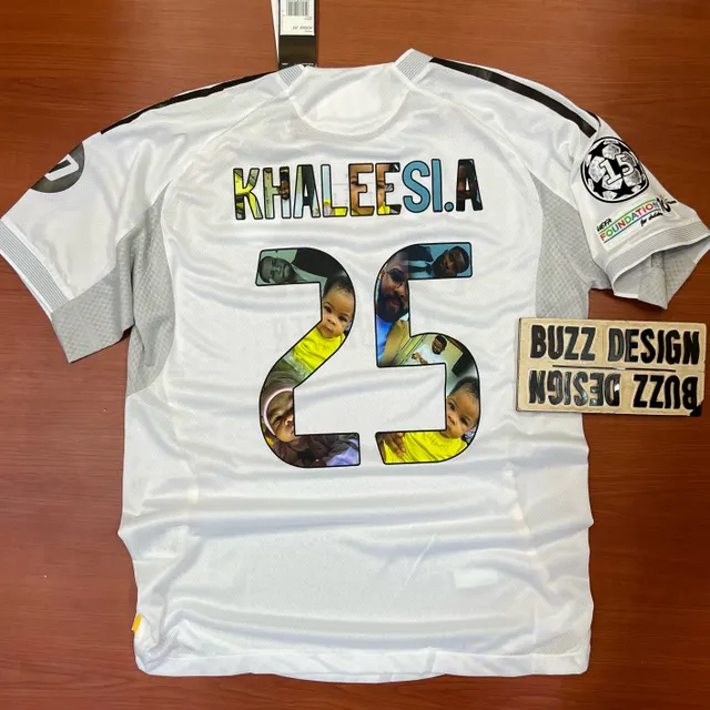 Image de maillots flocage personnalisée avec photos