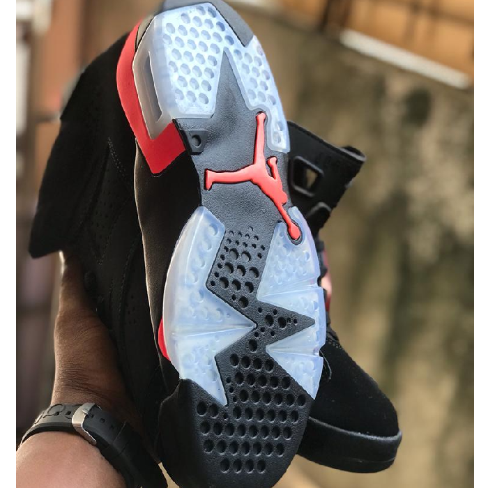 Photo 4 du produit - basket Jordan