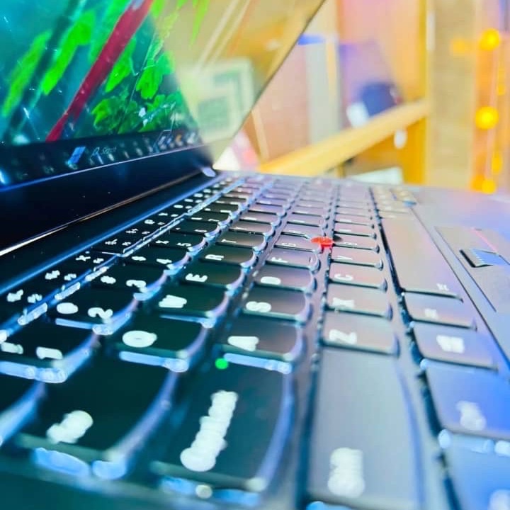 Photo 2 du produit - Lenovo thinkpad i5 256gssd/8g neuf