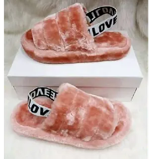 Photo 2 du produit  - Babouches de marque Love