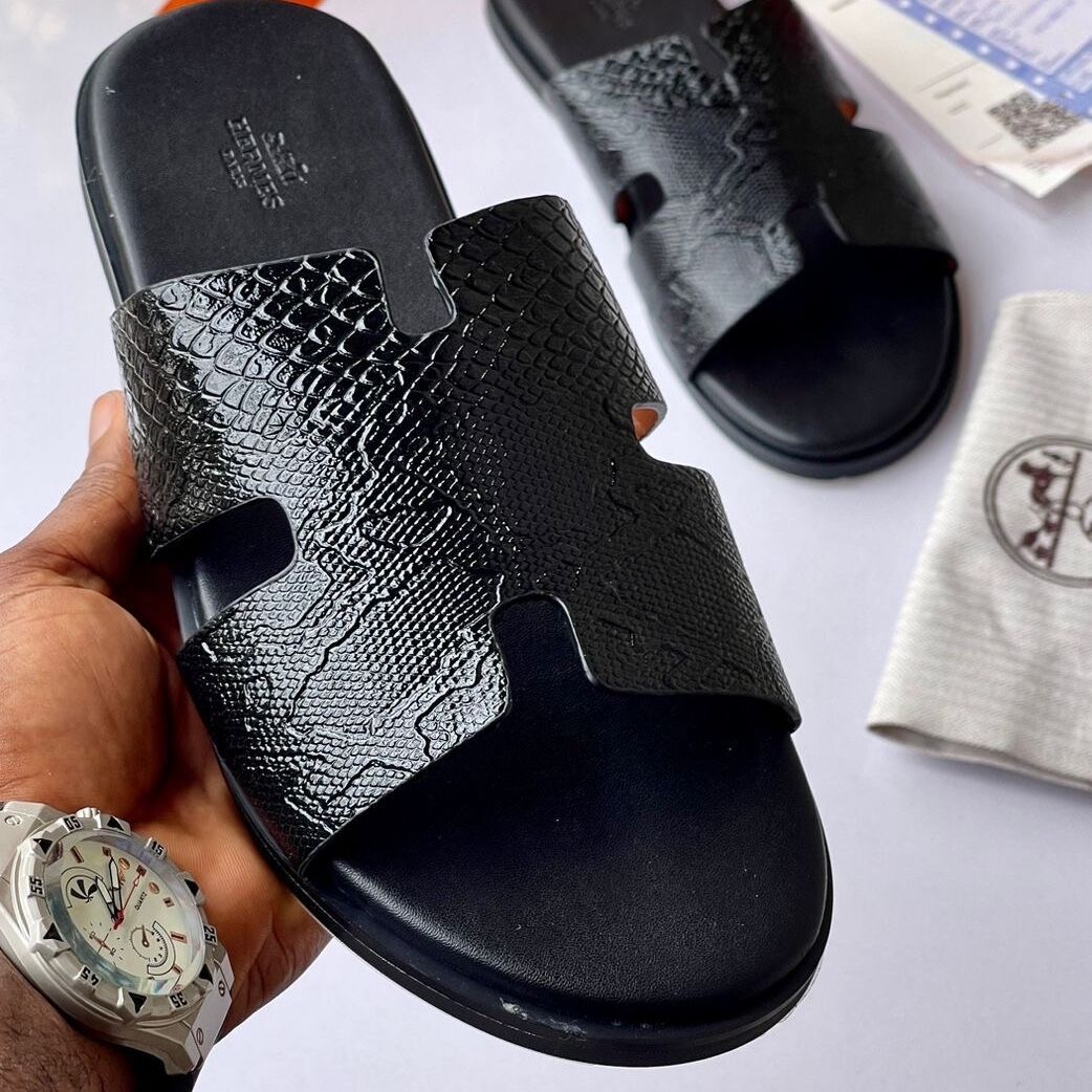 Product image attachment 4 - hermès slippers with cardboard