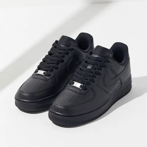 Photo 1 du produit - AIR FORCE 1 NOIR 40 - 44