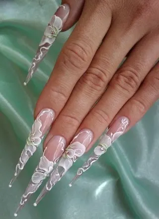 Photo 1 du produit  - Presse d’amande sur la conception de fleur d’ongles
