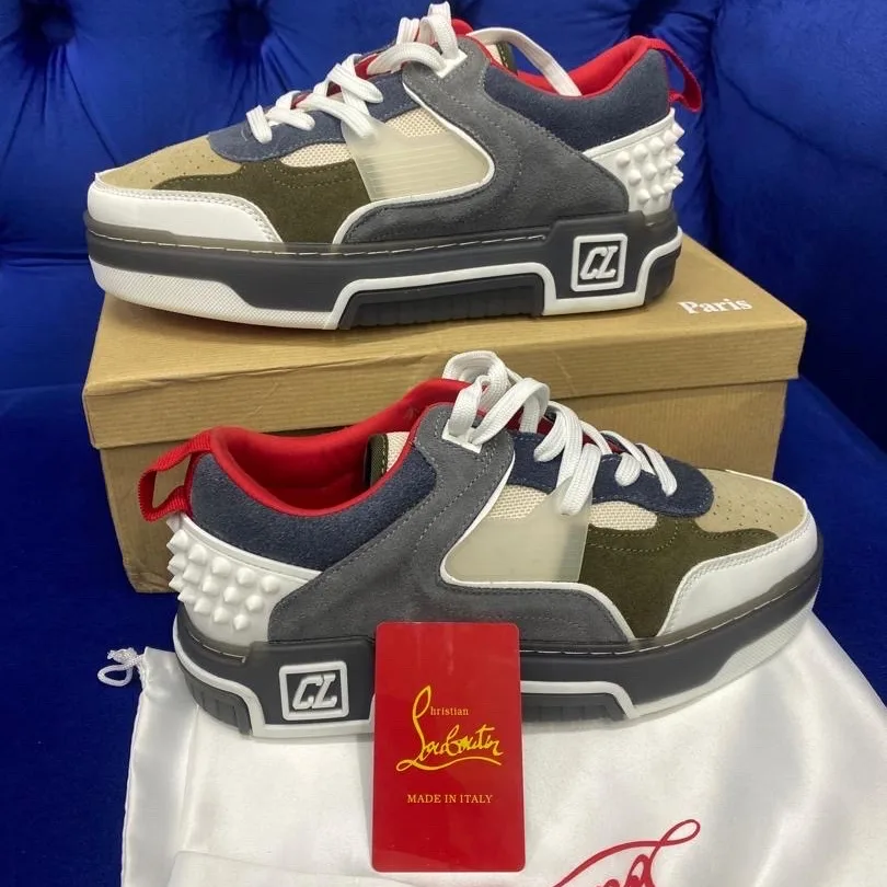 Product image attachment 1 - louboutin