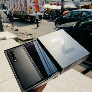Photo 1 du produit  - SAMSUNG GALAXY ZFOLD3 5G 256G