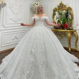 Product image attachment 1 - Princess wedding dress