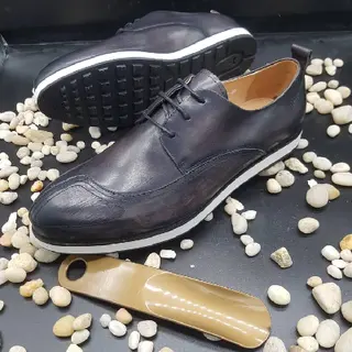 Photo 1 du produit  - Chaussure tout en cuir