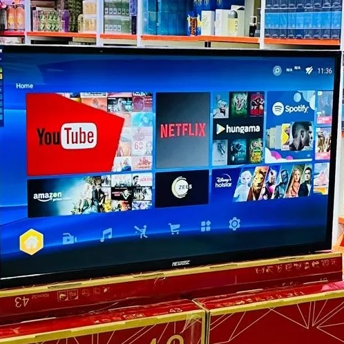 Product image attachment 1 - 32-inch Smart TV