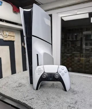 Photo 1 du produit  - PLAYSTATION 5 SLIM 1 TERA
