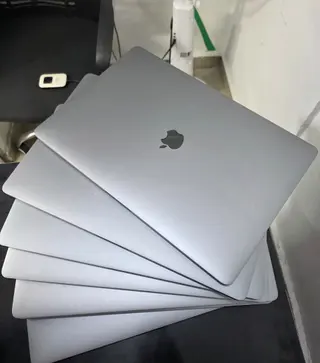 Photo 1 du produit  - MACBOOK PRO 2018 - i9 - 15inch - 4 TERA - 32G RAM