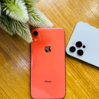 Product image attachment 1 - iPhone XR
