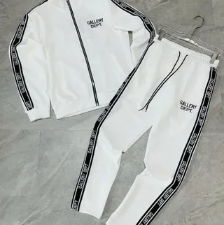 Photo 1 du produit  - jogging