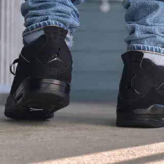 Photo 2 du produit  - Jordan 4