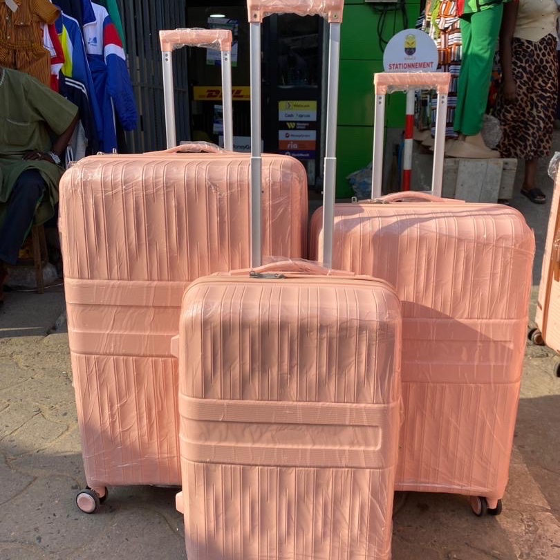 Photo 2 du produit - valise silicone 3en1