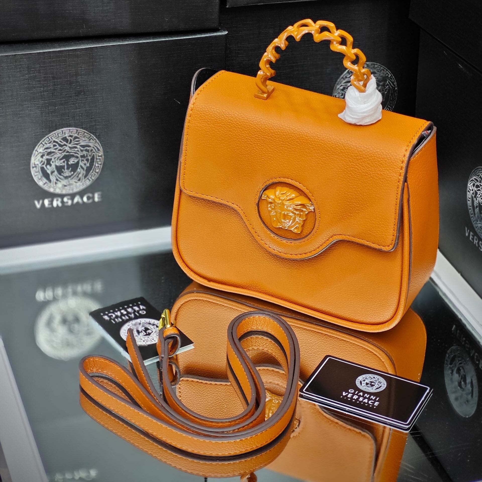 Product image attachment 3 - VERSACE _ Luxury handbag