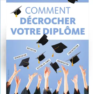 Product image attachment 1 - ton diplôme en mains