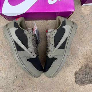 Product image attachment 1 - Nike air