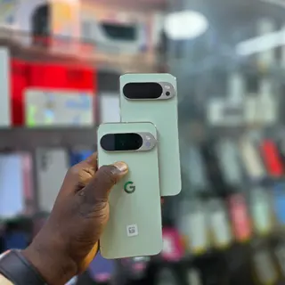 Photo 1 du produit  - GOOGLE PIXEL 10 PRO XL 256G ESIM