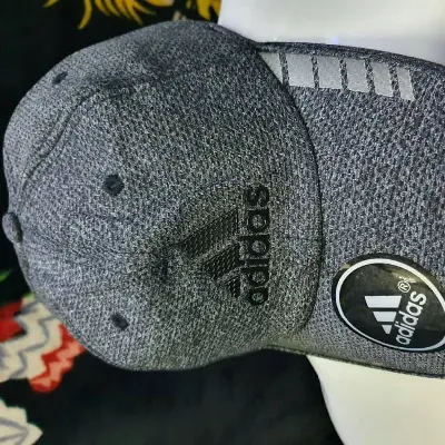 Image de casquettes sportifs